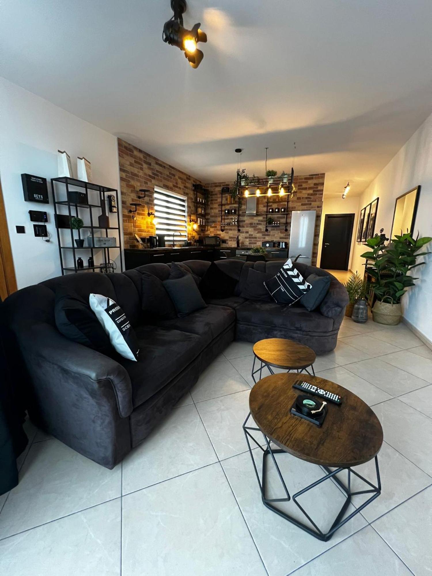 Trendy Seaside Escape 2 Bedroom Penthouse Marsaskala Bagian luar foto