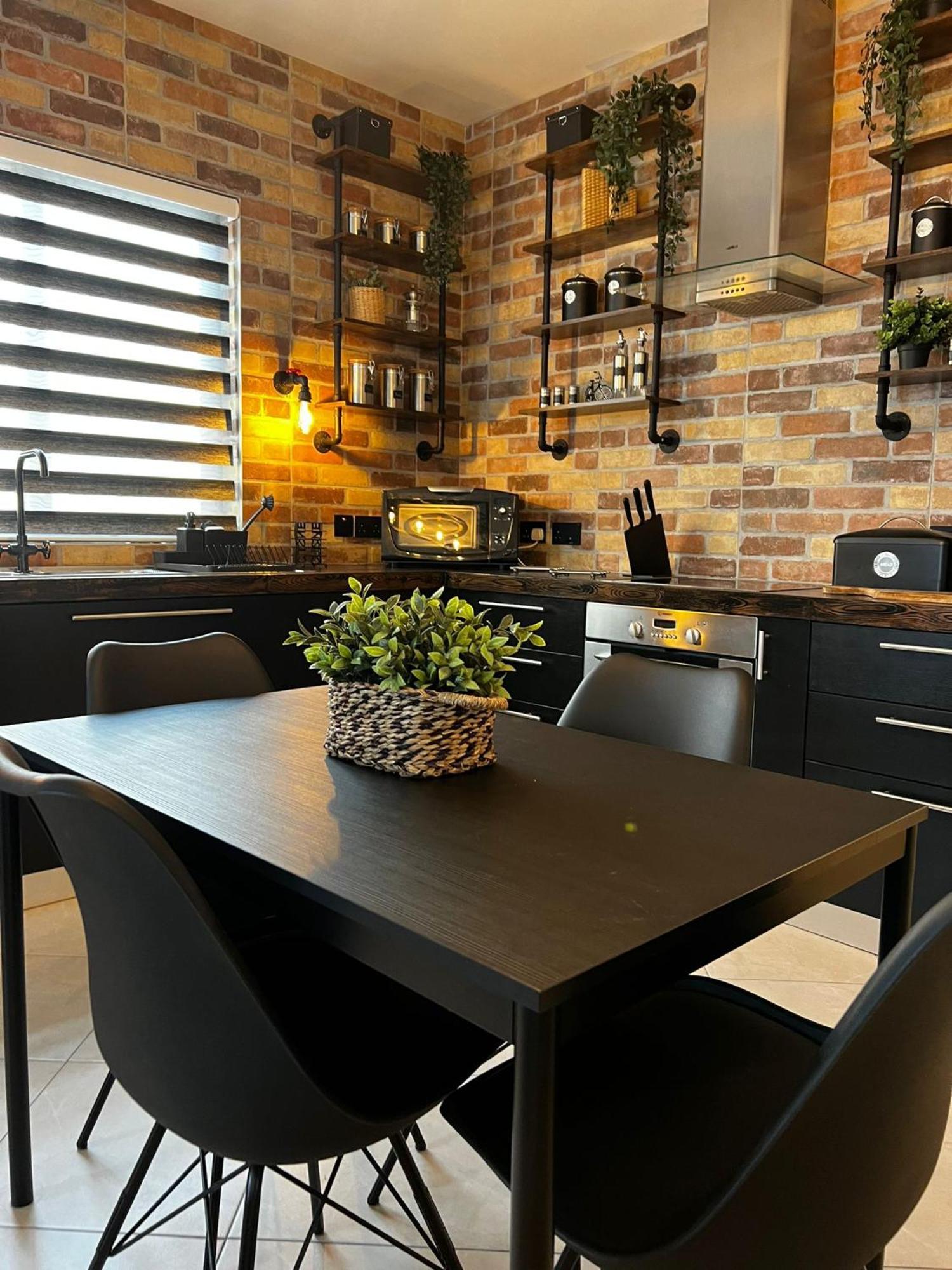 Trendy Seaside Escape 2 Bedroom Penthouse Marsaskala Bagian luar foto