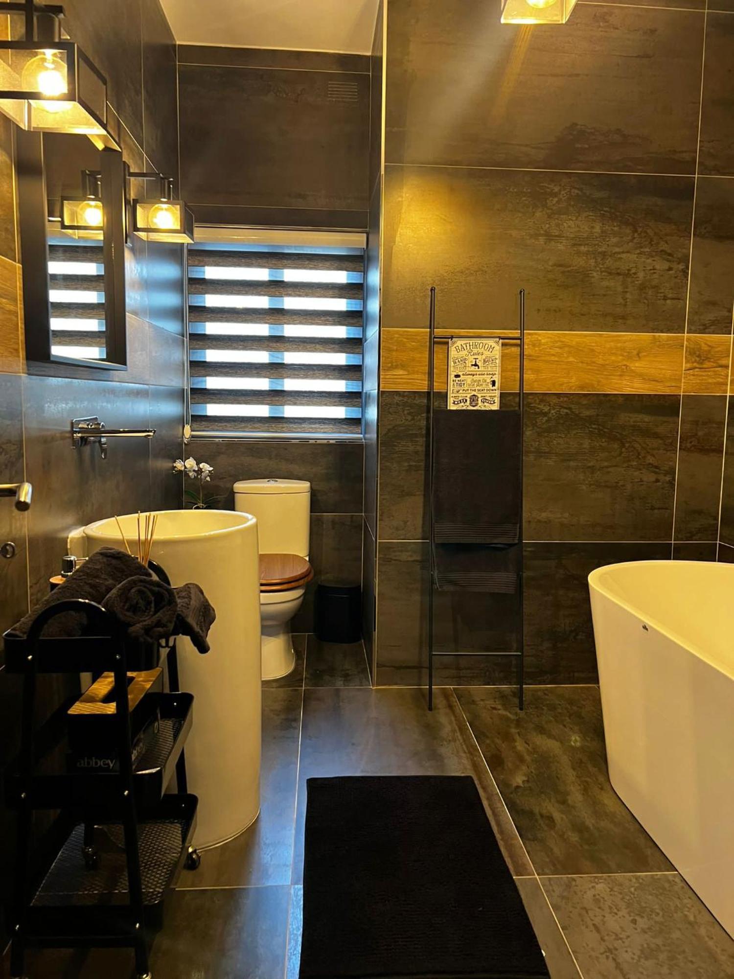 Trendy Seaside Escape 2 Bedroom Penthouse Marsaskala Bagian luar foto