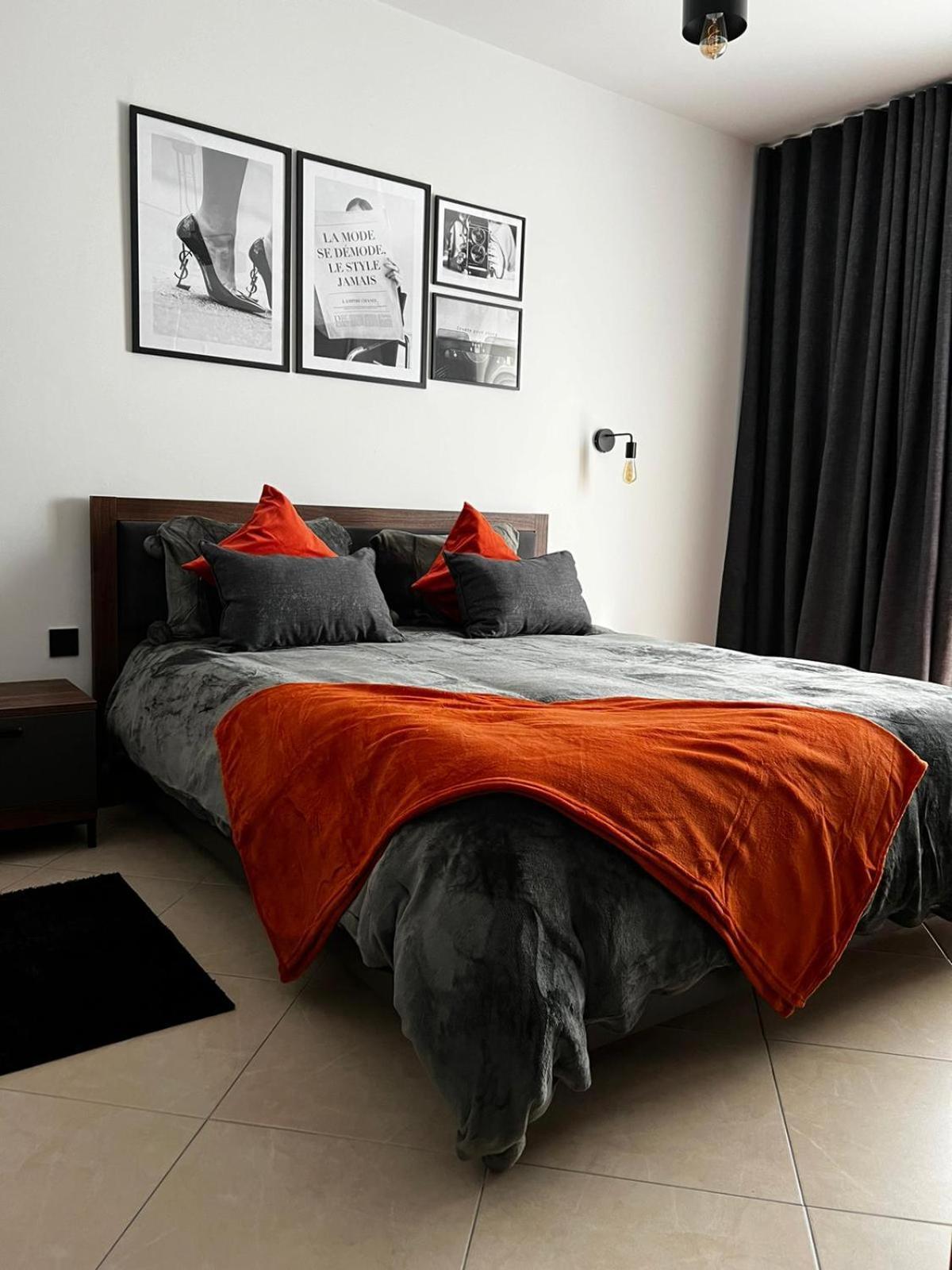 Trendy Seaside Escape 2 Bedroom Penthouse Marsaskala Bagian luar foto