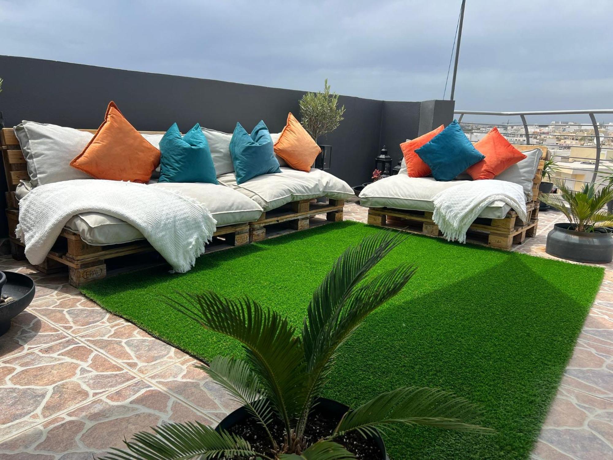 Trendy Seaside Escape 2 Bedroom Penthouse Marsaskala Bagian luar foto